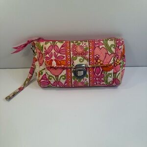 Vera Bradley Pushlock Wristlet Lili Bell Pattern
